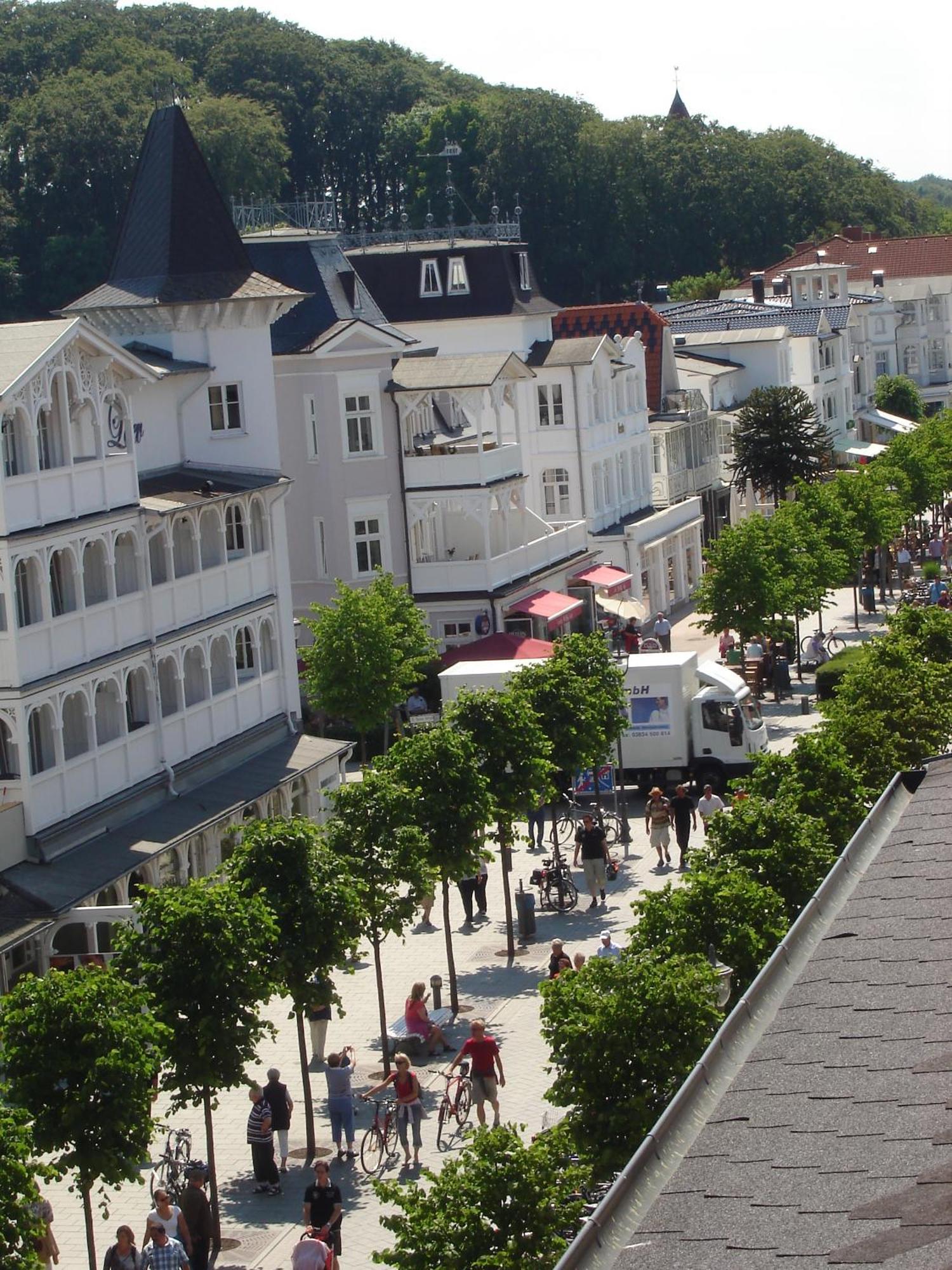 Esplanade & Rialto 3* Binz