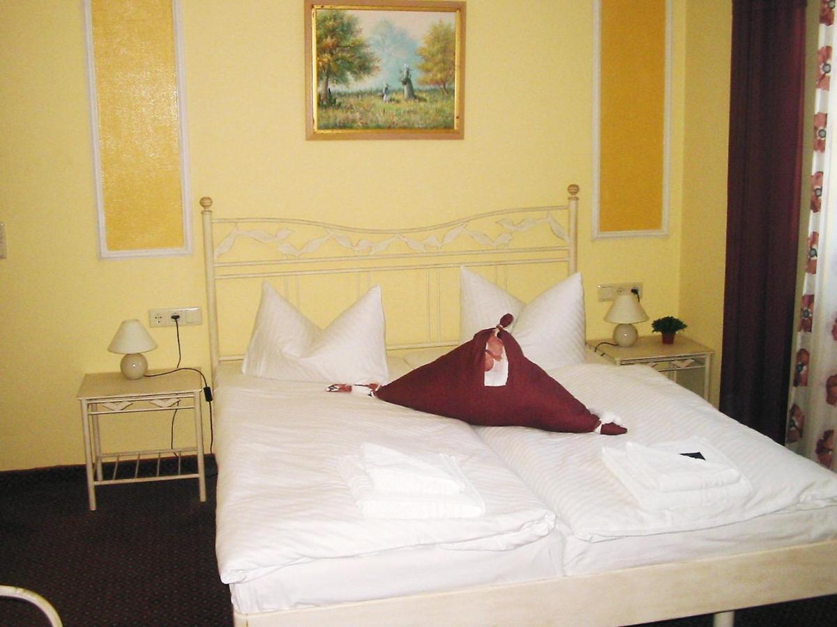 Esplanade & Rialto Hotel 3*